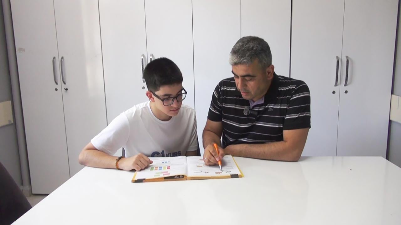 Foto - Anasının ak sütü gibi helal olsun! LGS birincisi büyük ödülü kaptı
