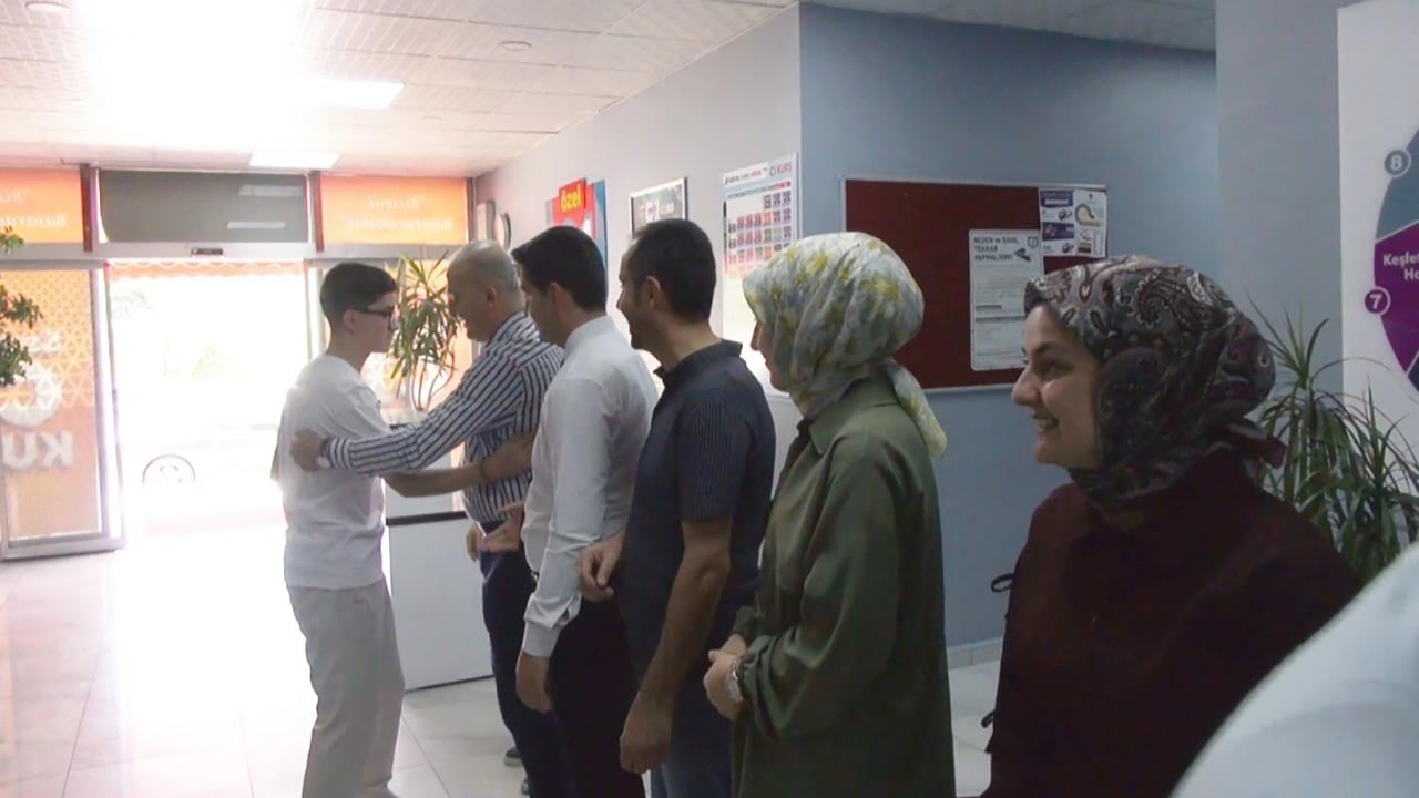Foto - Anasının ak sütü gibi helal olsun! LGS birincisi büyük ödülü kaptı