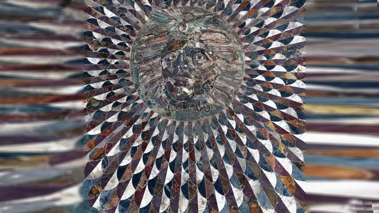 Foto - Anıtsal çeşmede su yeniden akmaya başladı! Medusa mozaiği ziyarete açıldı