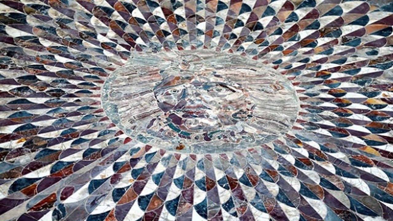 Foto - Anıtsal çeşmede su yeniden akmaya başladı! Medusa mozaiği ziyarete açıldı