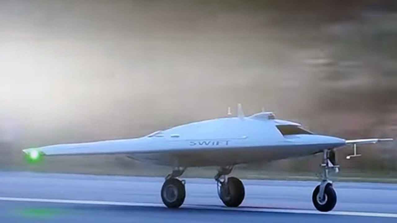 Foto - Anka-3'le birebir benzer savaş uçağı ortaya çıktı! Yapan ülke şaşırttı, gören 'Türkiye'den araklamışlar' diyor