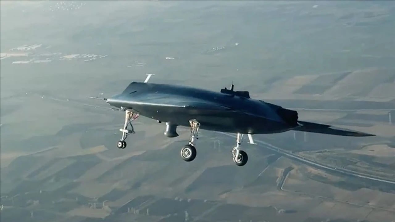 Foto - ANKA-3'ün F-35'i kaç kilometreden gördüğünü açıkladı! Stüdyodakiler 'yok artık' dedi