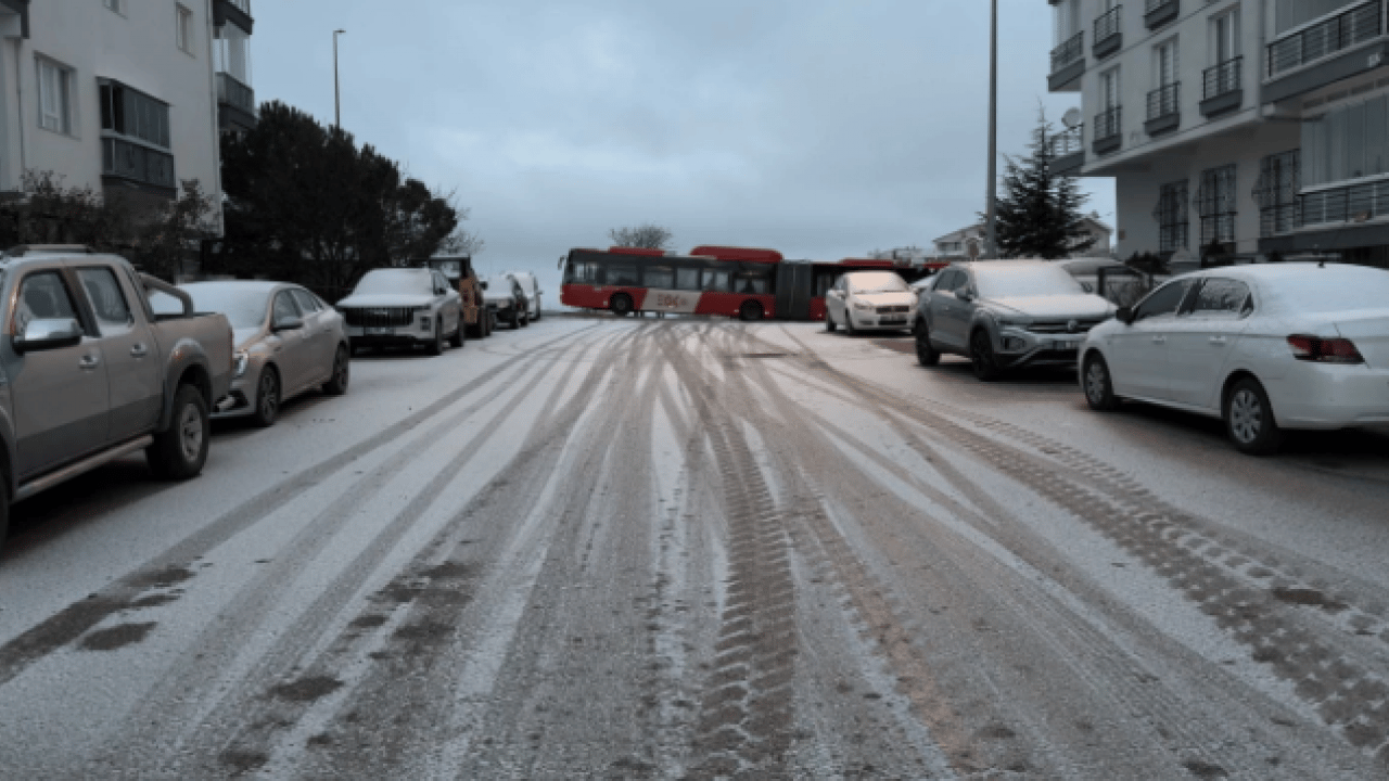 Foto - Ankara beyaz gelinliği giydi