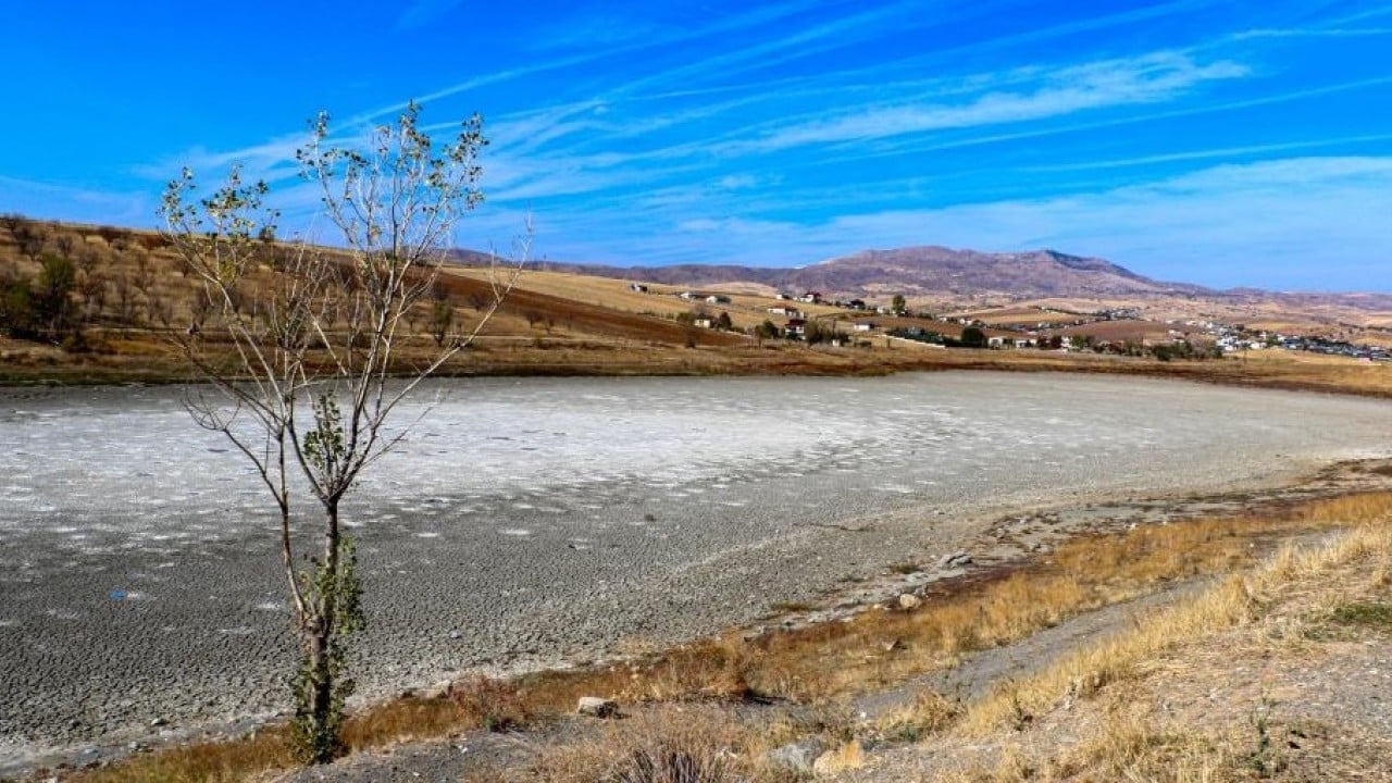 Foto - Ankara kuraklığın pençesinde! Kızılca Göleti tamamen kurudu