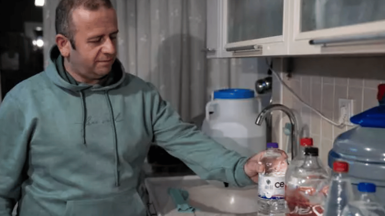 Foto - Ankara'da bildik manzaralar: Vatandaşlar gece yarısı sokaklara döküldü!