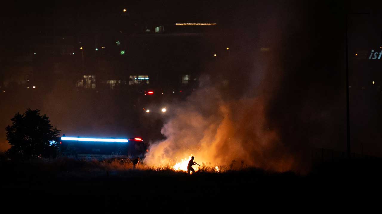 Foto - Ankara'da geceyi alevler aydınlattı