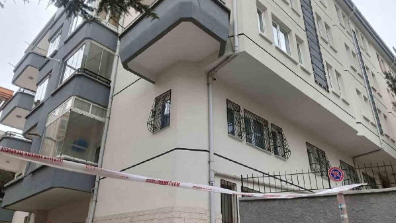 Foto - Ankara'da korku dolu gece: Taşıyıcı kolonları patlayan bina tahliye edildi!