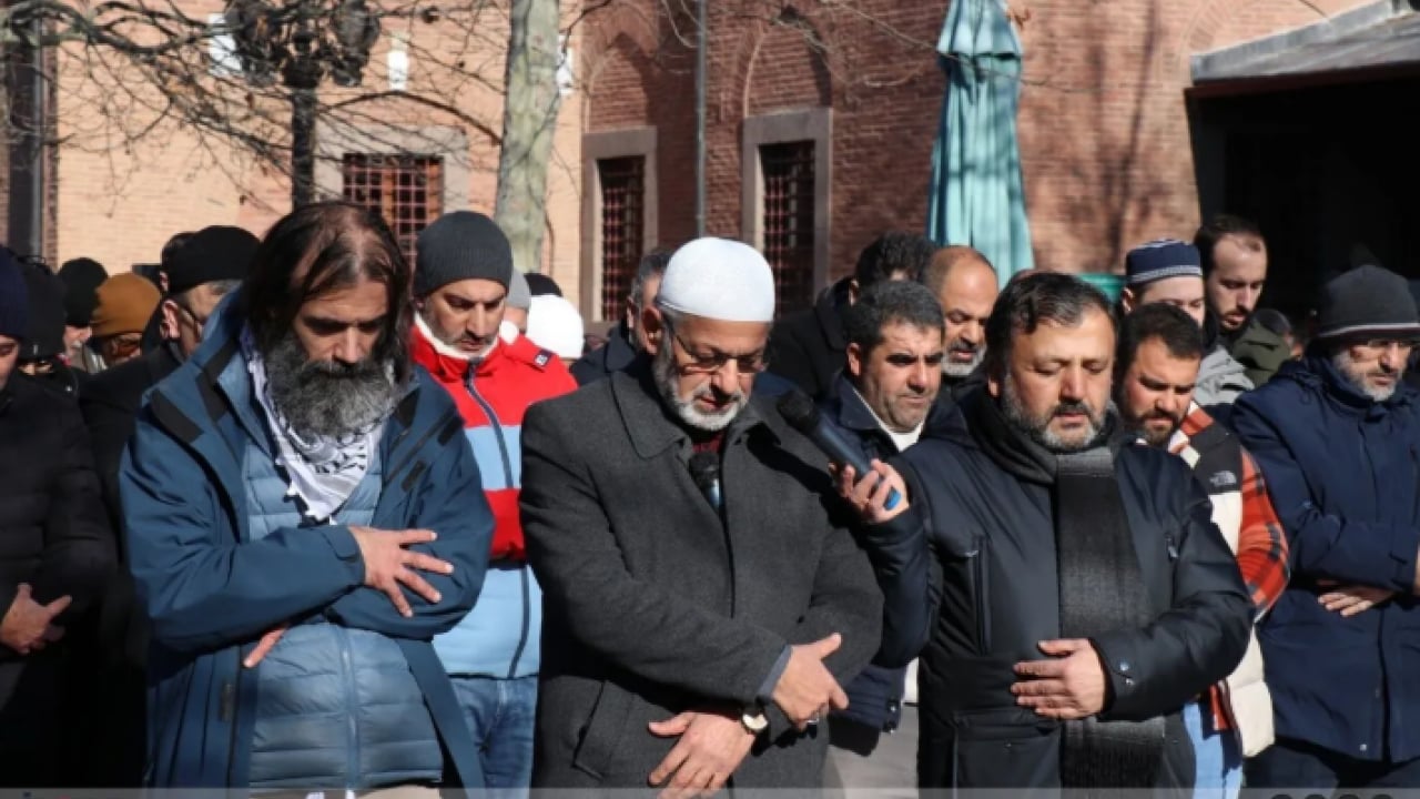 Foto - Ankara'da şehit komutanlar için saf tutuldu: Başkentte dualar Kassam kahramanları için yükseldi