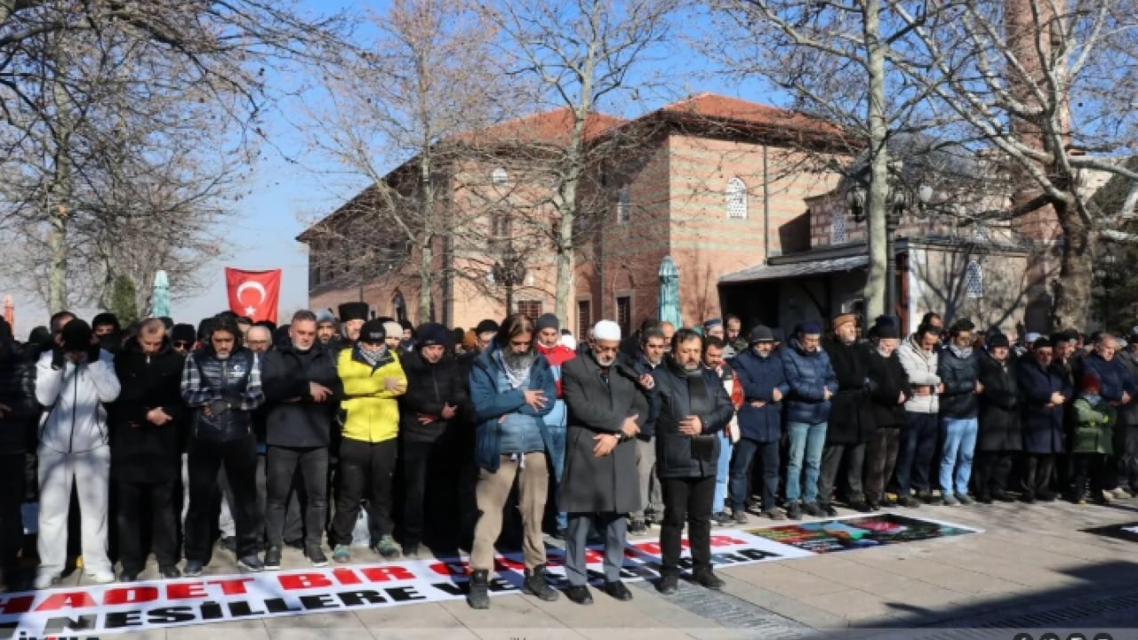Foto - Ankara'da şehit komutanlar için saf tutuldu: Başkentte dualar Kassam kahramanları için yükseldi