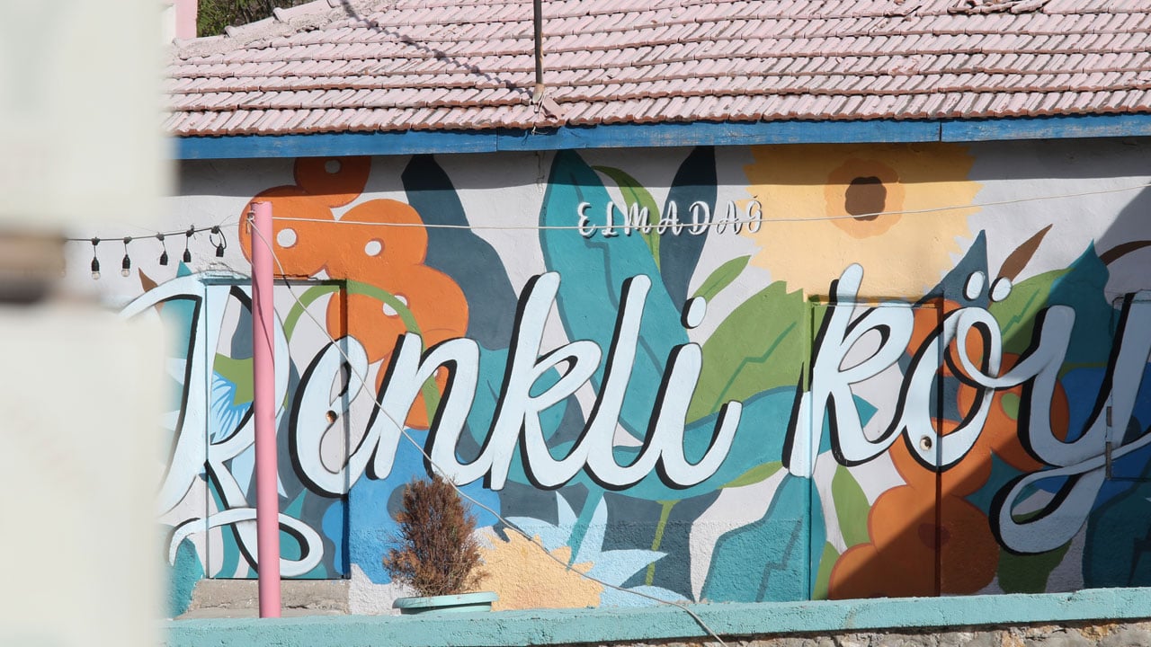 Foto - Ankara’da yeni kaçış rotası: Renkli Köy turist akınına uğruyor