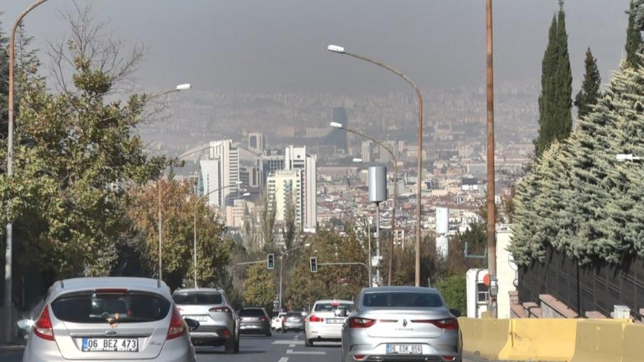 Foto - Ankaralılar eski günlerini özlüyor! Önce trafik şimdi de hava kirliliği 