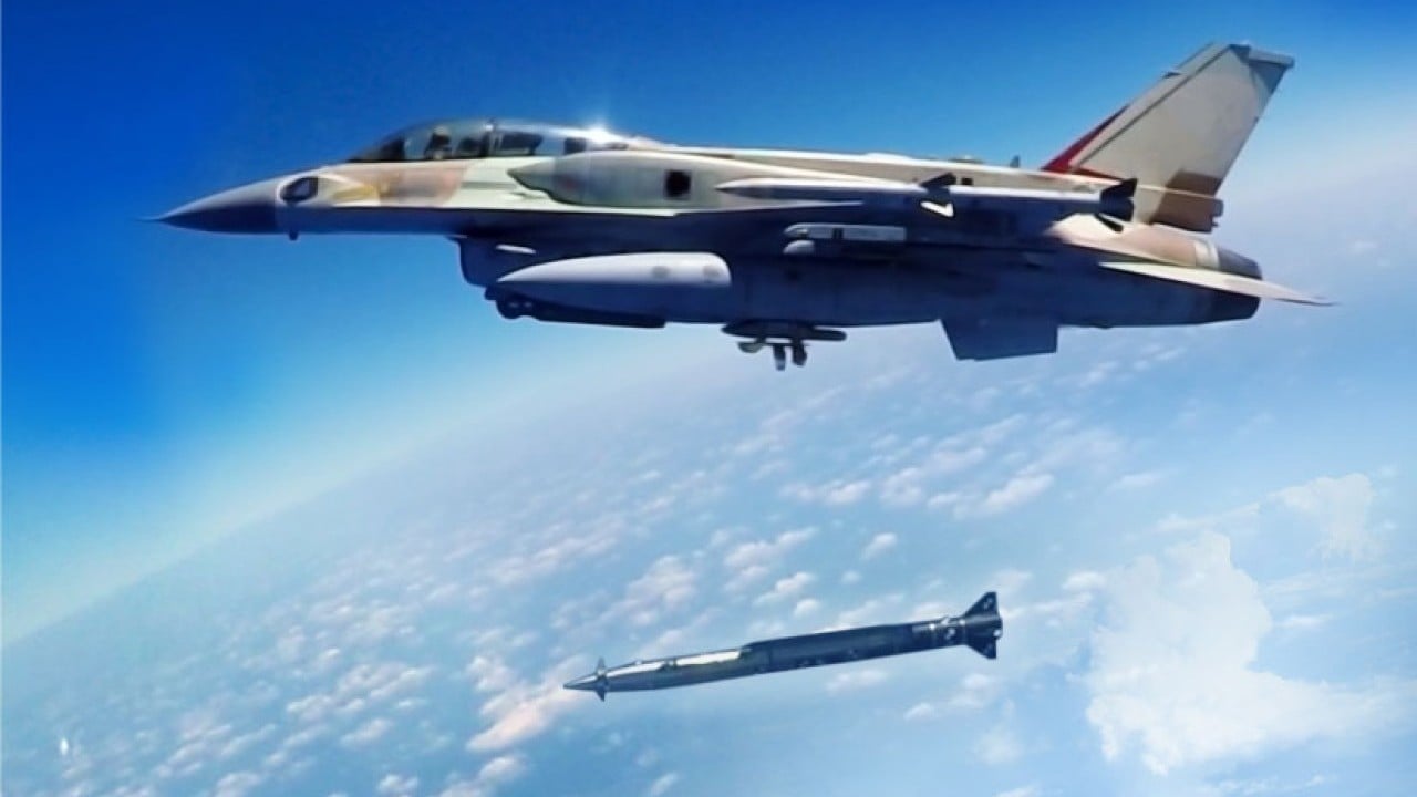 Foto - Anlaşma tamam gibi: Türkiye'ye karşı 250 km menzili olan füze alıyorlar
