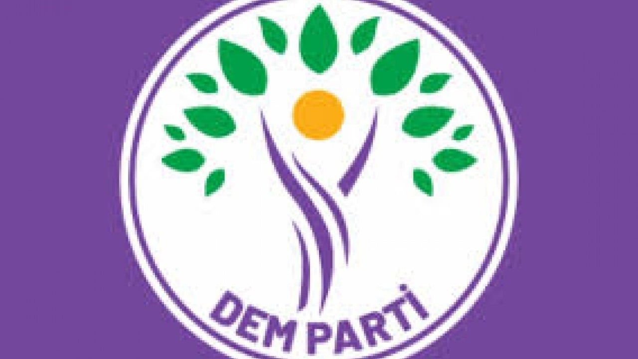 Foto - Anlattığı "Kürt kadın" fıkrası büyük tepki çekmişti! DEM Parti, Rahmi Koç’un aklını aldı: Hiç utanma yok