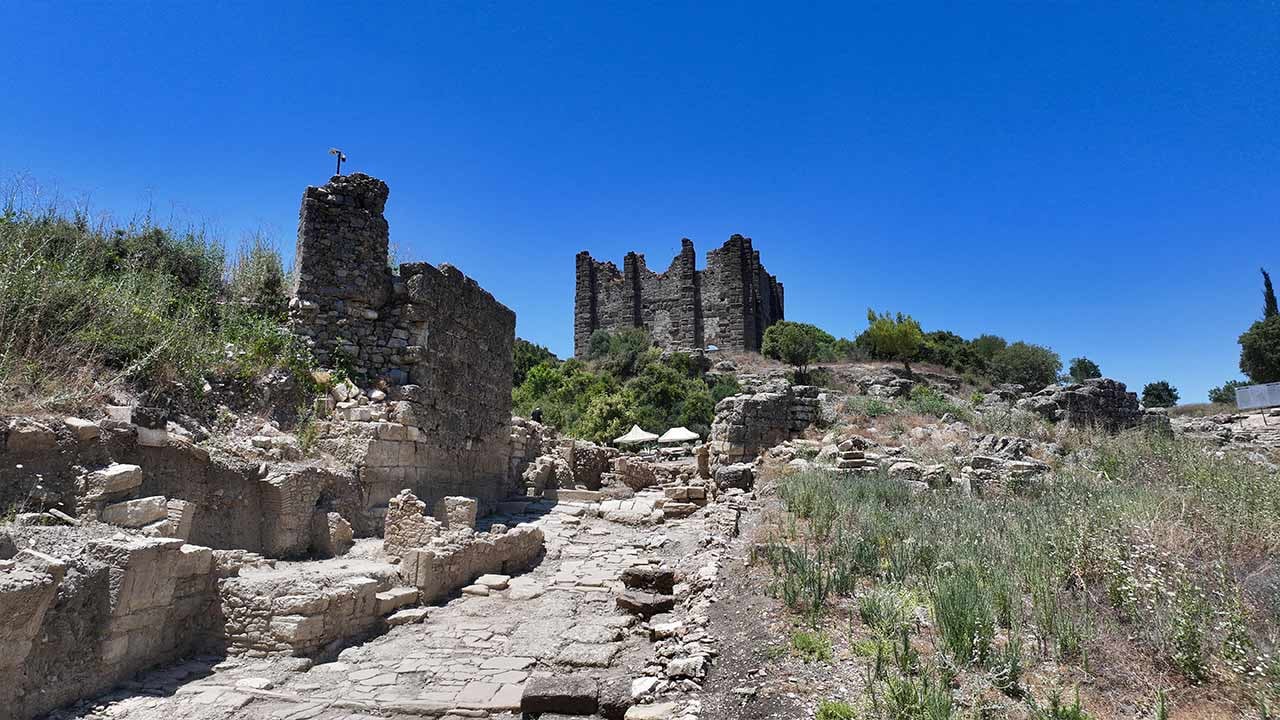 Foto - Antalya'da 2 bin yıllık ana cadde gün yüzüne çıkarıldı