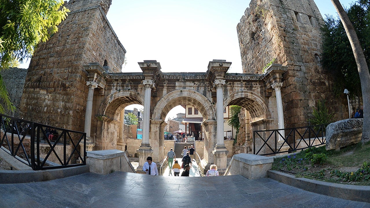 Foto - Antalya’da ezber bozan araştırma! Turistlerin ilk durağı bakın neresi oldu