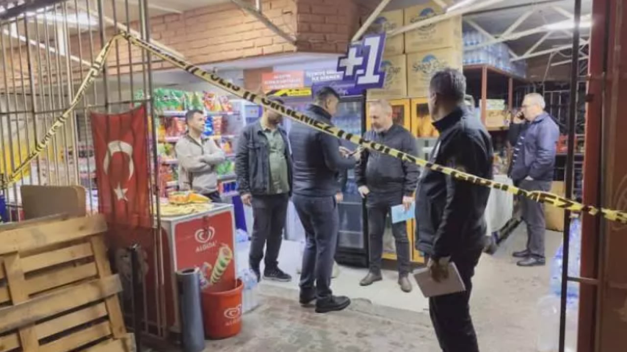 Foto - Antalya'da markette vahşet: Cesedi teşhis ederken fenalaştı!