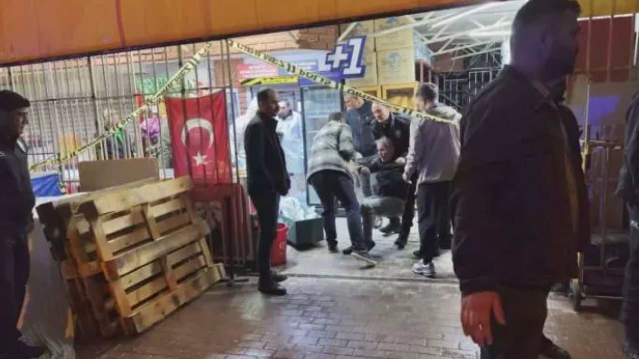 Foto - Antalya'da markette vahşet: Cesedi teşhis ederken fenalaştı!