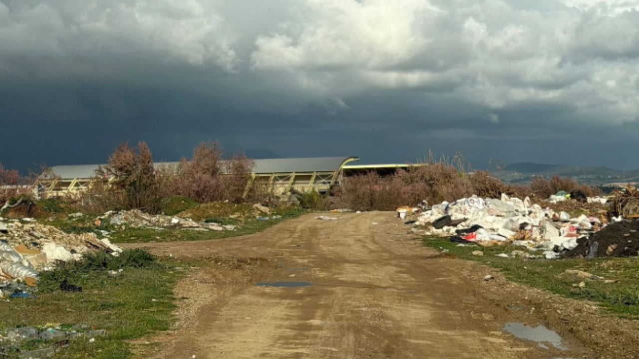 Foto - Antalya’da utanç tablosu! Kuş cenneti çöplüğe döndü