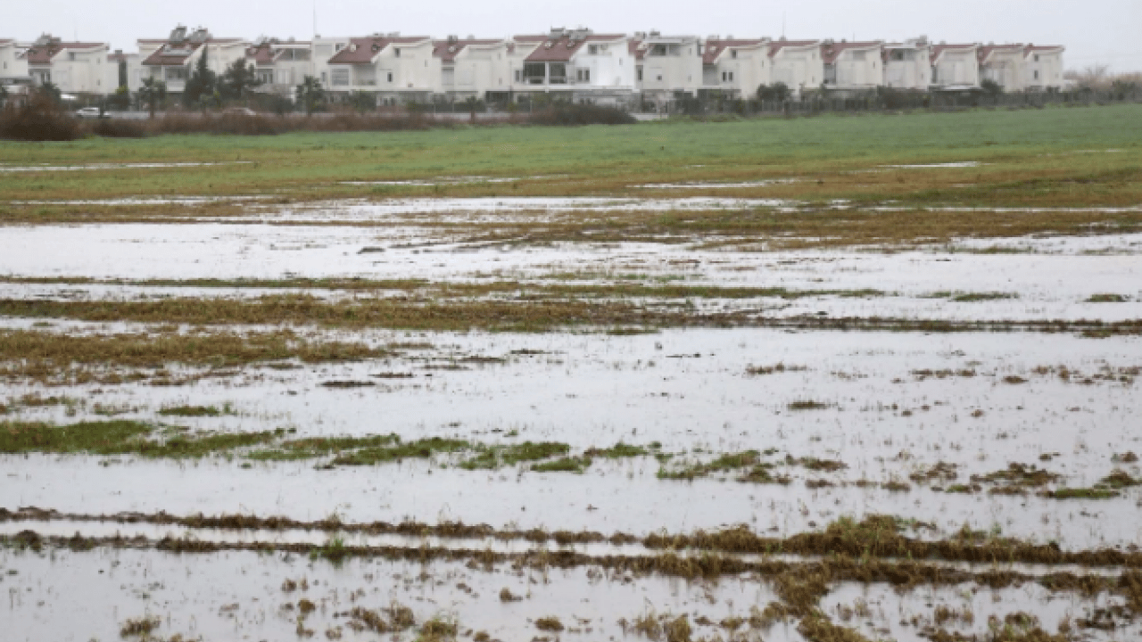 Foto - Antalya’da yağış rekoru! 40 günde bir yıllık yağmur yağdı
