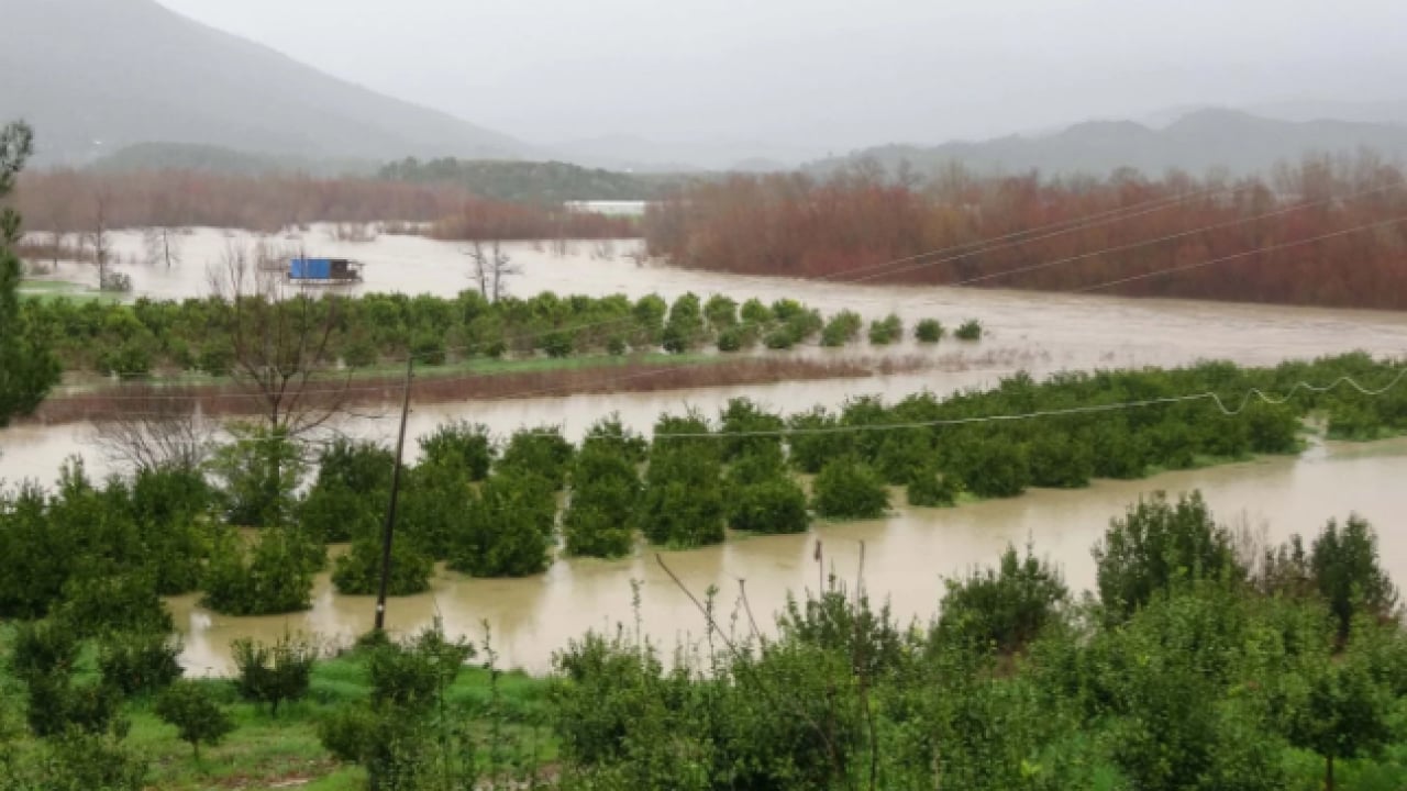 Foto - Antalya’da yağış rekoru! 40 günde bir yıllık yağmur yağdı