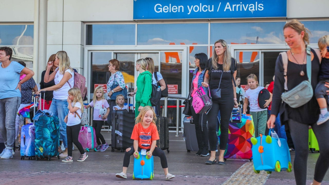 Foto - Antalya’nın turist haritası değişti! Hangi ülkeler zirvede?