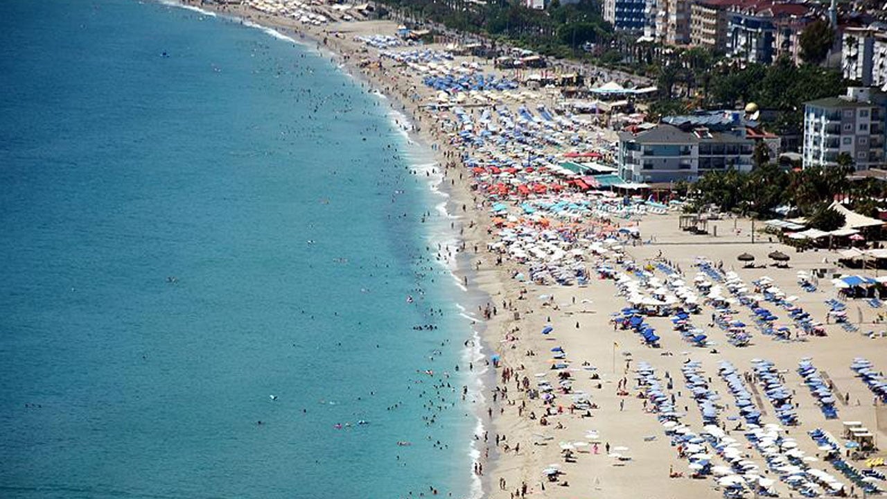 Foto - Antalya’nın turist haritası değişti! Hangi ülkeler zirvede?