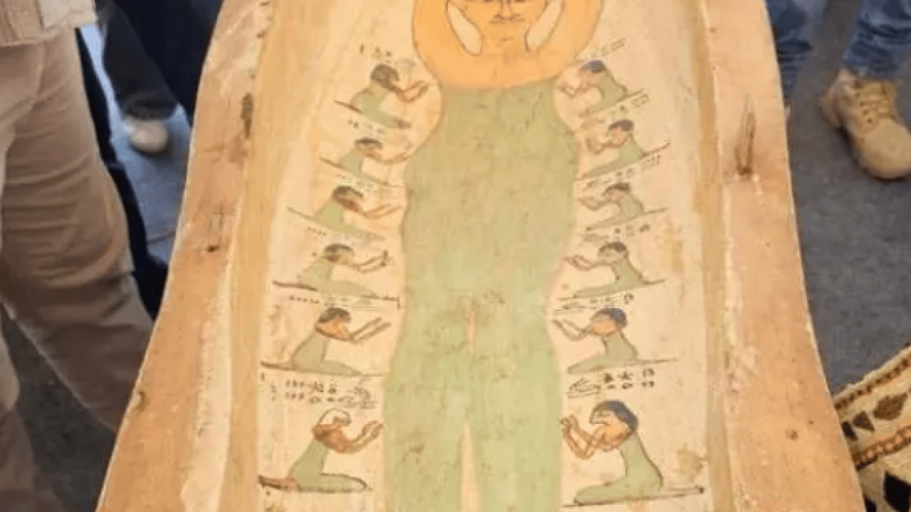 Foto - Antik mezardan Simpsonlar çıktı! Görenler gözlerine inanamadı!