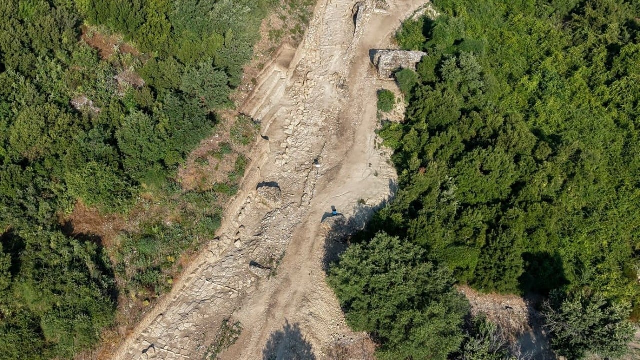 Foto - Antik tiyatrodan Akropolise uzanan 300 metrelik güzergah yeniden ayağa kaldırıldı