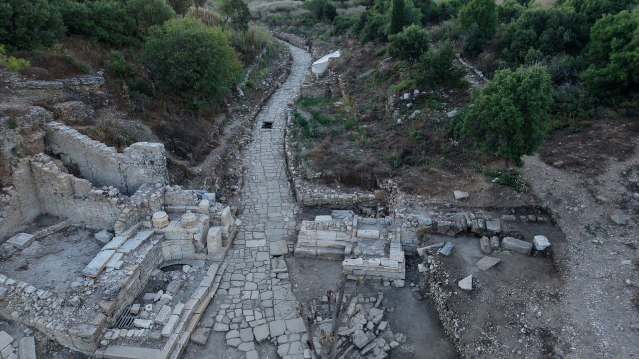 Foto - Antik tiyatrodan Akropolise uzanan 300 metrelik güzergah yeniden ayağa kaldırıldı