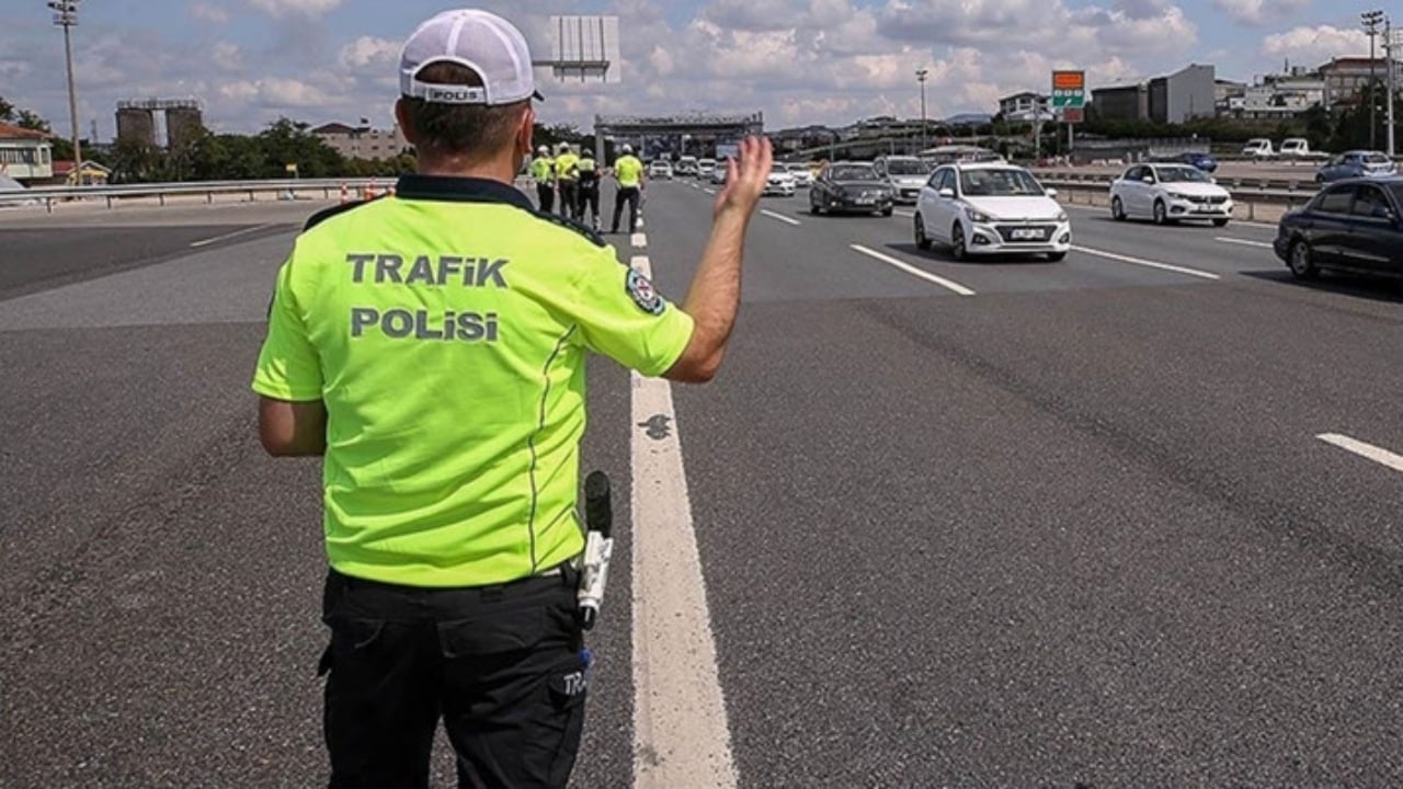 Foto - Apar topar harekete geçildi! Trafikte yaptığı hareketle tüm Türkiye'yi şaşırtan savcıyla ilgili sıcak gelişme
