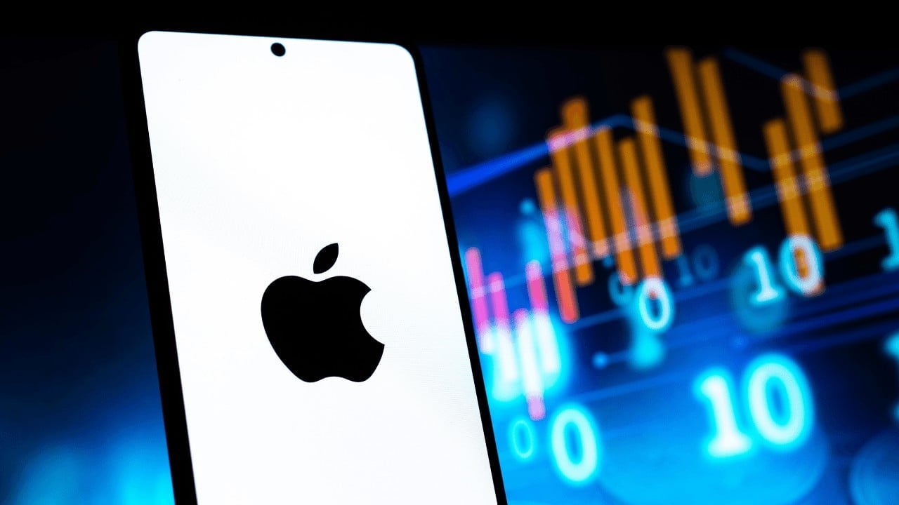 Apple hisseleri bir gecede tepetaklak!