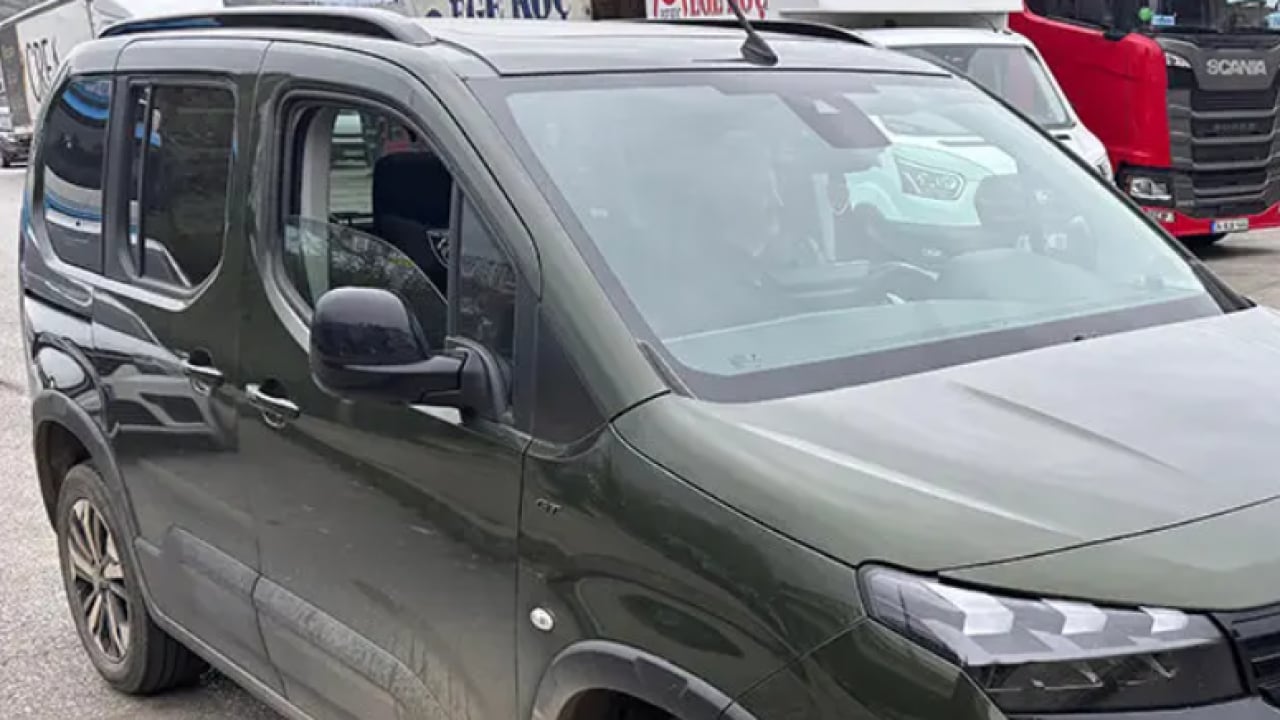Foto - Araba aldığına pişman oldu! Satmak isteyince gerçek ortaya çıktı!