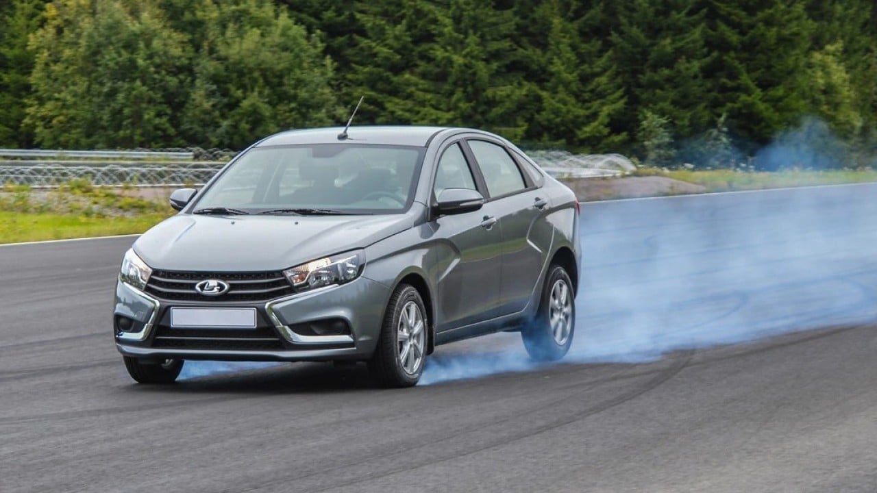 Foto - Arabanızın frenleri aniden tutmazsa... İşte hayatta kalma yöntemi!