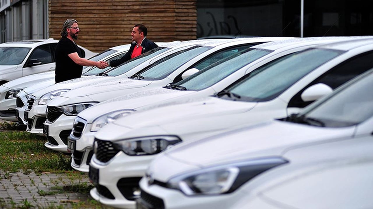 Foto - Araç almak isteyenler dikkat! İkinci el otomobilde yeni kriz! İşte perde arkası!