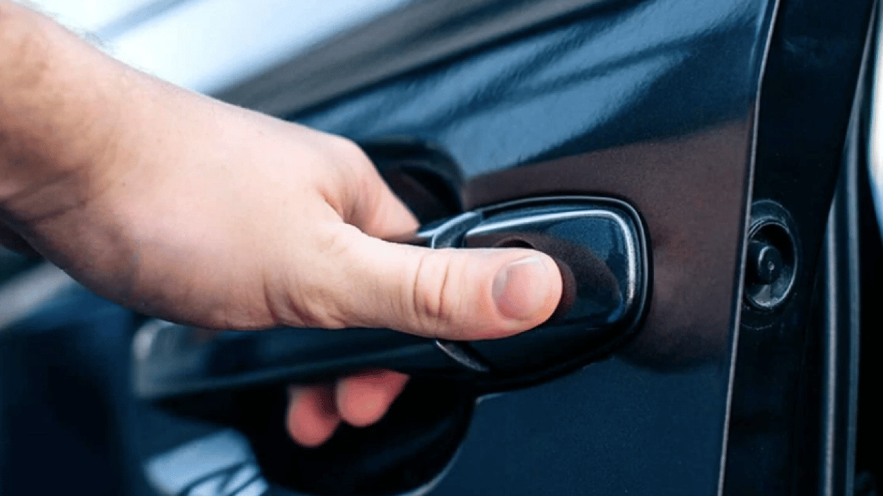 Foto - Araç kapısı sürücünün parmağını koparmıştı! Alman otomobil devi davayı kaybetti