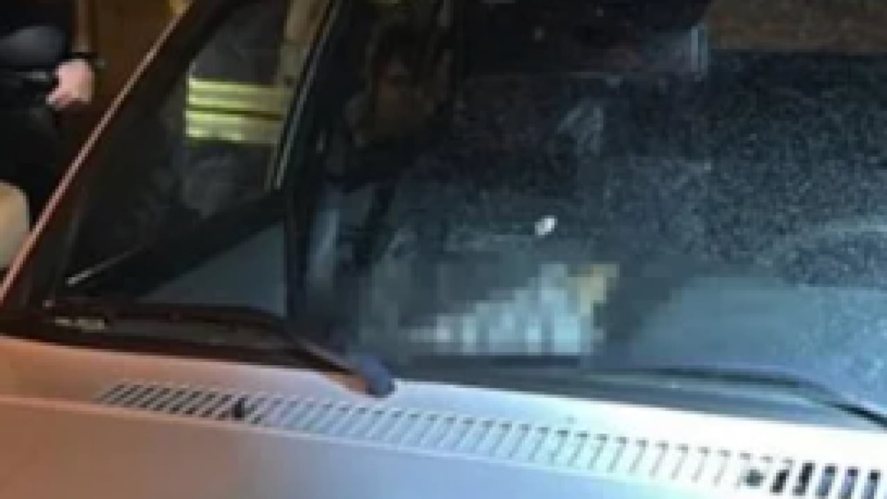 Foto - Aracın içinde hareketsiz bulundu! Görenler polisi aradı!