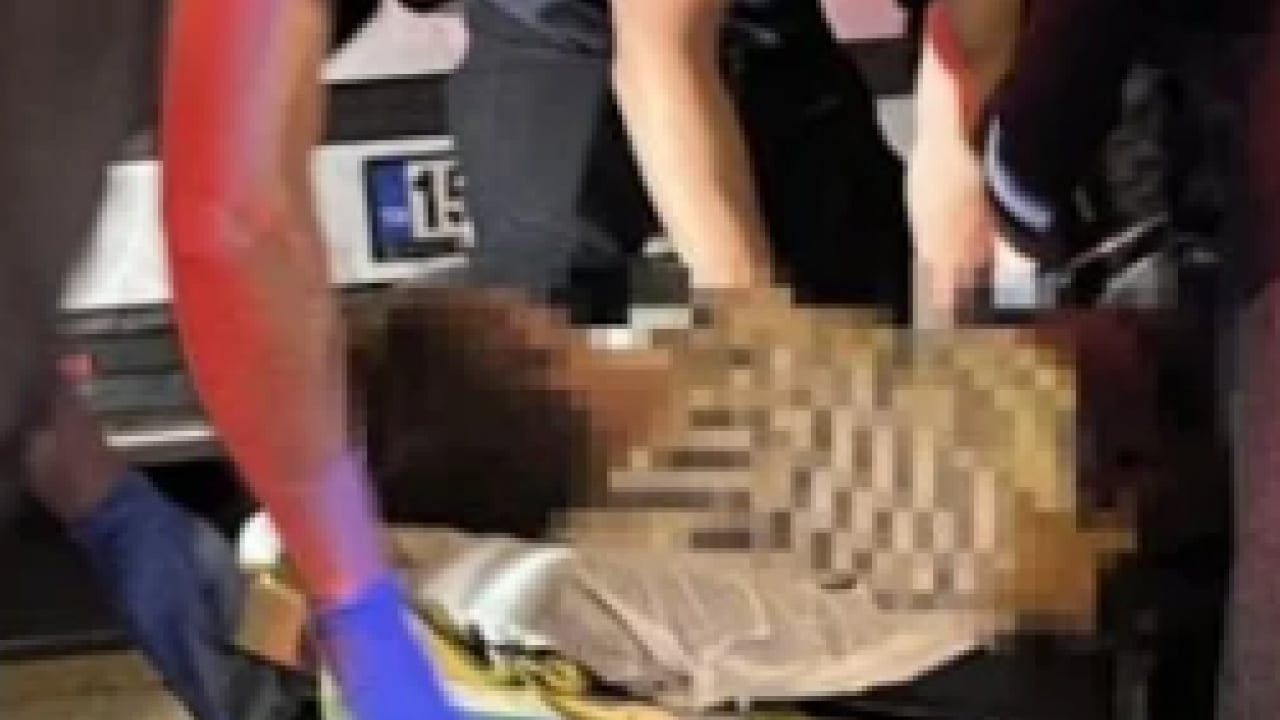 Foto - Aracın içinde hareketsiz bulundu! Görenler polisi aradı!