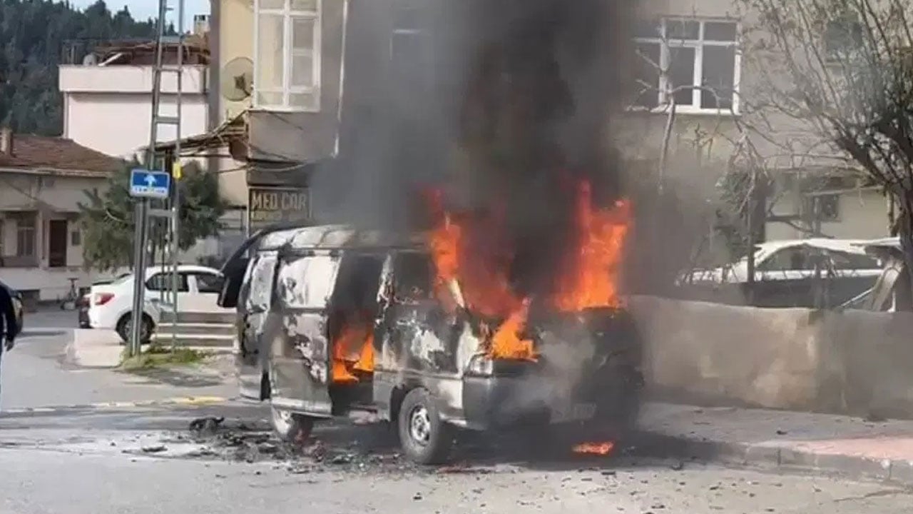 Foto - Aracınızda bunları taşıyorsanız dikkat! Alev topuna dönebilir…