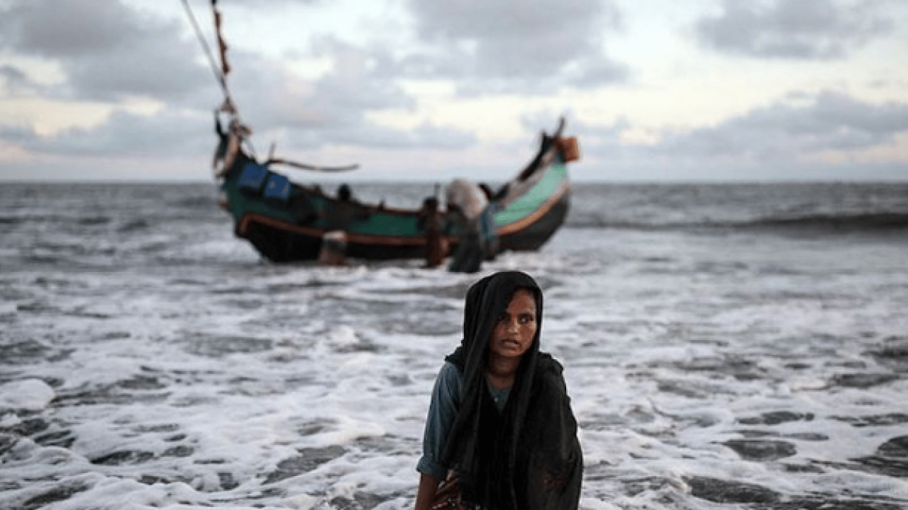 Foto - Arakanlıların çilesi bitmiyor: Tekne battı, 250 kişi kayıp