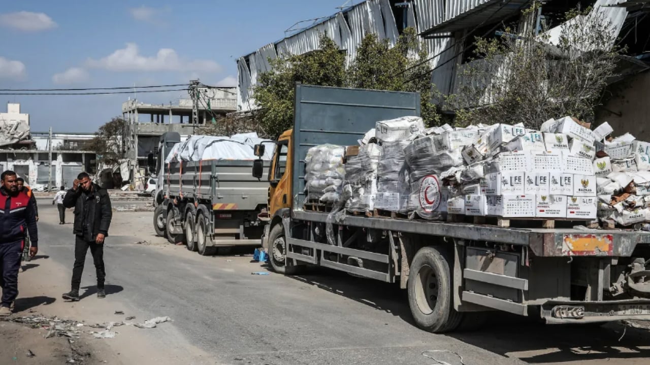 Foto - Arap Koalisyonu, BAE'yi işaret etti! Mukalla Limanı’ndaki iki gemi ile ilgili bazı ihlaller var diyerek duyurdu