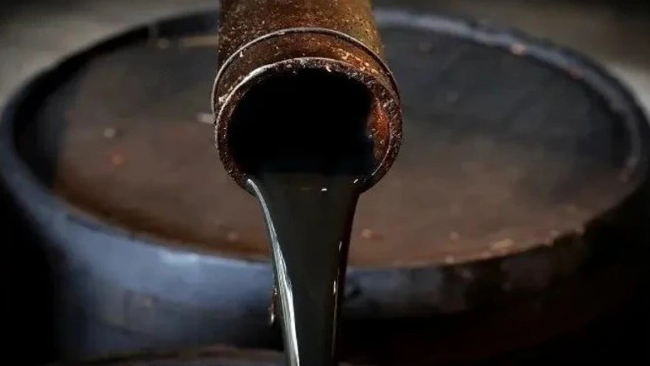Foto - Arazisinde su ararken petrol buldu: Hayatı zindana döndü