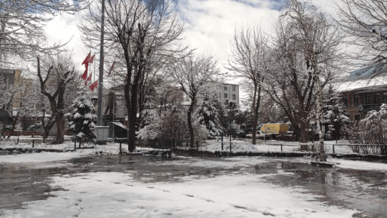 Foto - Ardahan’da kar görüntüleri mest etti