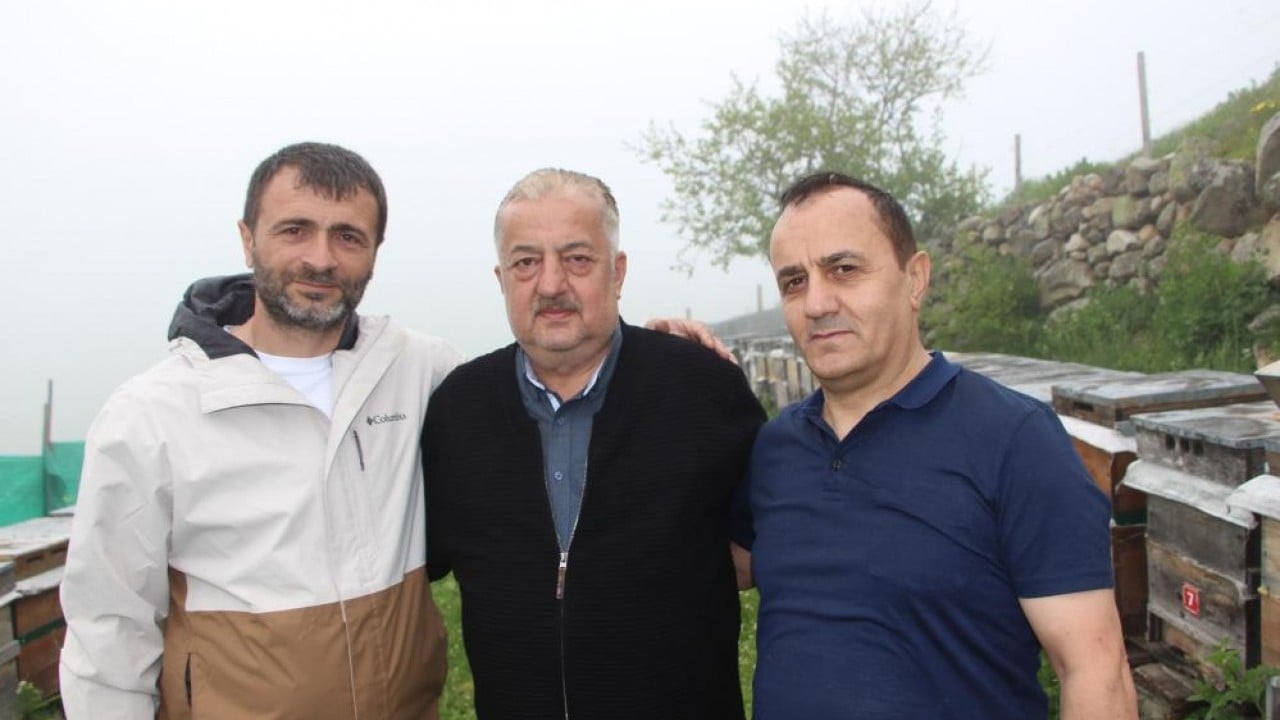 Foto - Arıcılar Anzer Yaylası’nda Balın kilosu 7 bin liradan satılacak