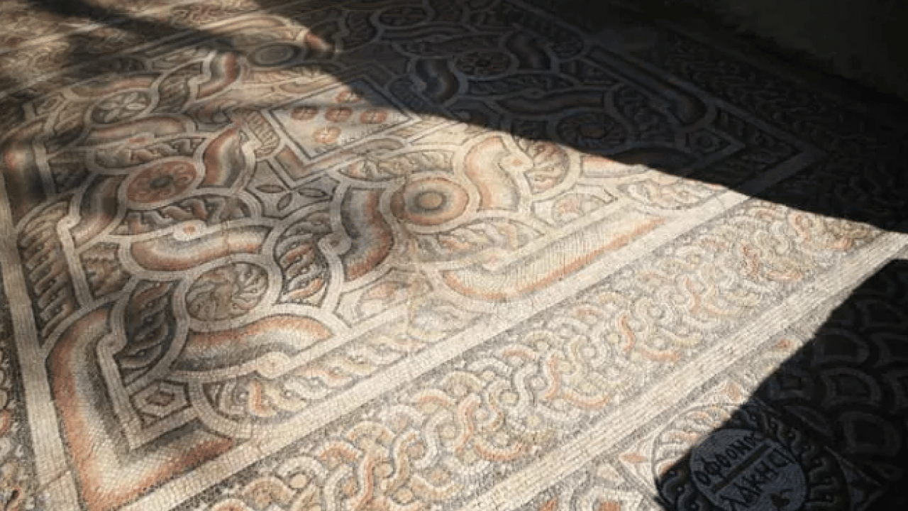 Foto - Arkeologları bile gülümseten keşif: 3 bin yıllık mozaikte bakın ne yazıyor!