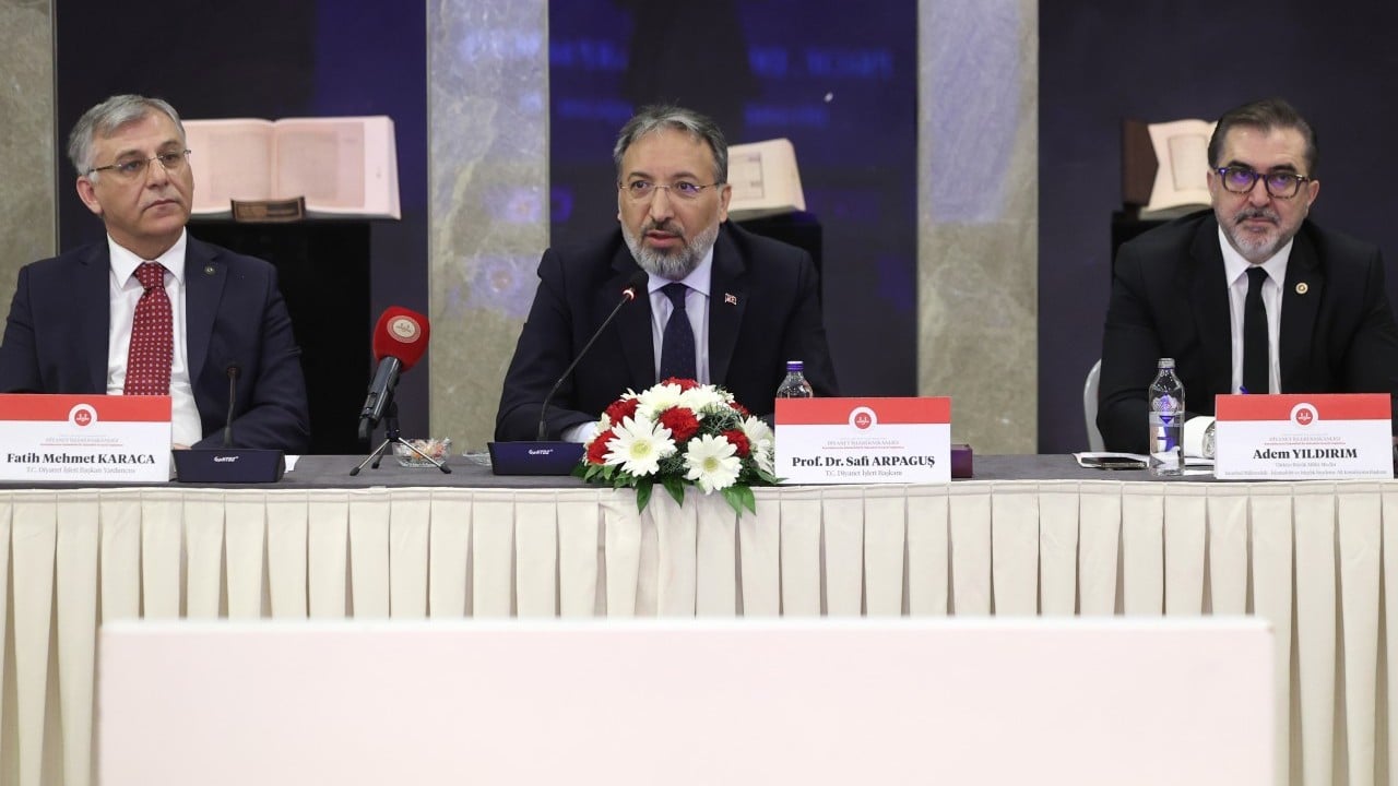 Foto - Arpaguş toplantıya katıldı: İslamofobiye karşı verilen mücadele, insan onurunu koruma mücadelesidir