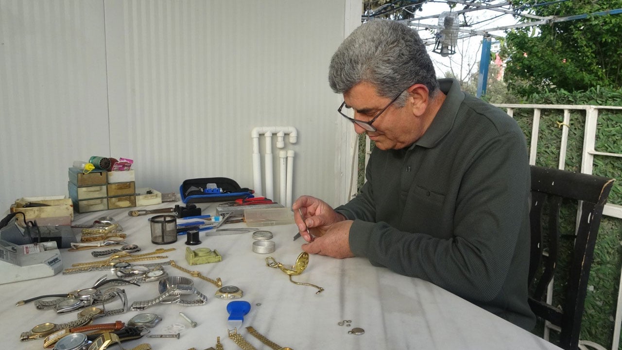 Foto - Artık evinde mesleğini yaşatıyor! Zaman değişti, o mesleğini bırakmadı