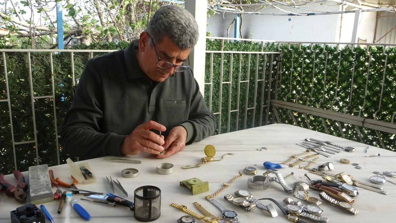 Foto - Artık evinde mesleğini yaşatıyor! Zaman değişti, o mesleğini bırakmadı