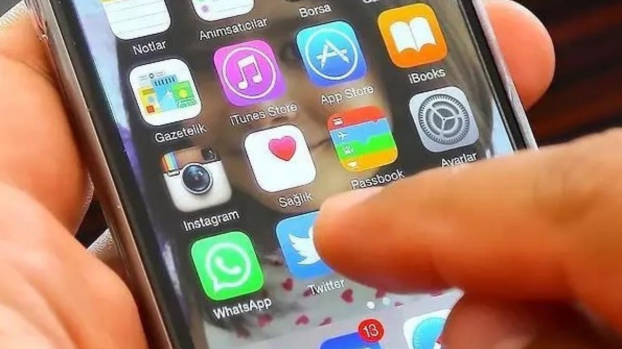 Foto - Artık hep cepte bir tane var! Nüfusu çoktan geçti!