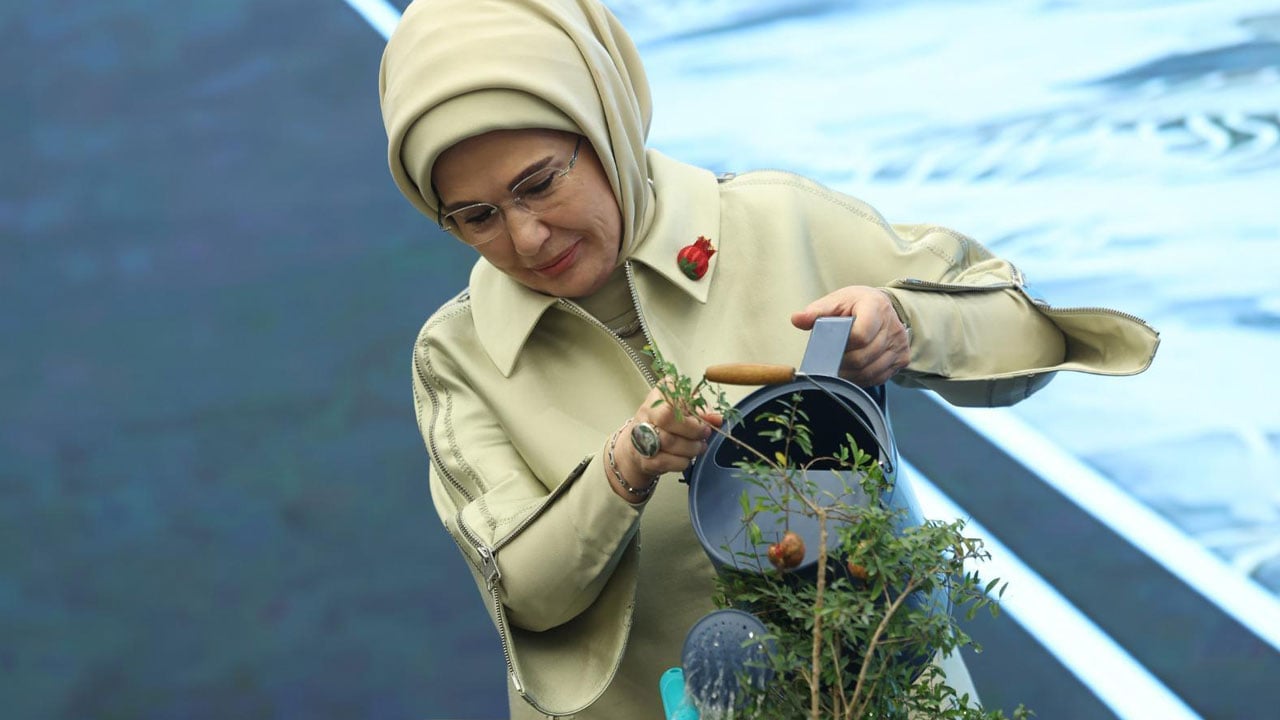Foto - 'Artsın Eksilmesin' pazarını Emine Erdoğan açtı! İhtiyaç sahipleri nefes alacak: Bir alışveriş bin iyilik! 