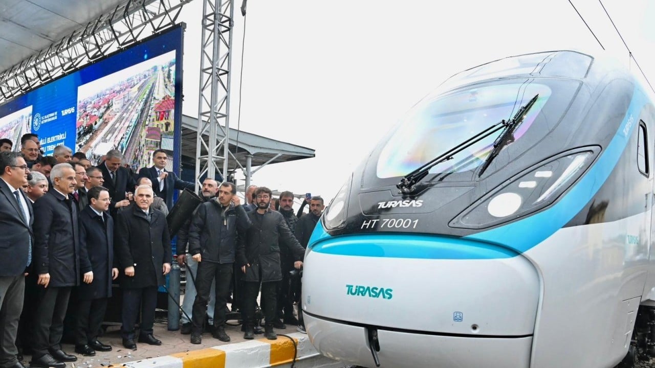 Foto - ASELSAN imzalı milli hızlı trenden rekor geldi! Ulaştığı sürate bakın